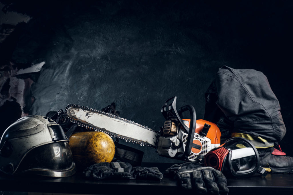 Protect Yourself With Chainsaw Safety Gear